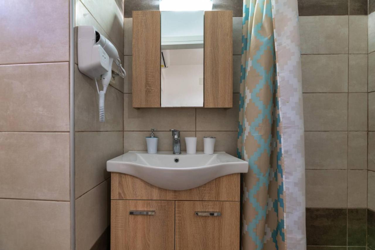 Irini-Kalamaki-Apartments Экстерьер фото